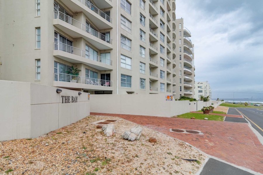 To Let 3 Bedroom Property for Rent in Bloubergrant Western Cape